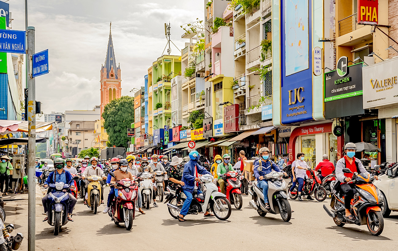 越南街頭交通與過馬路示意圖