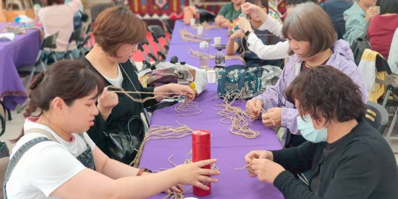 活動主軸與內容：用參與取代說明