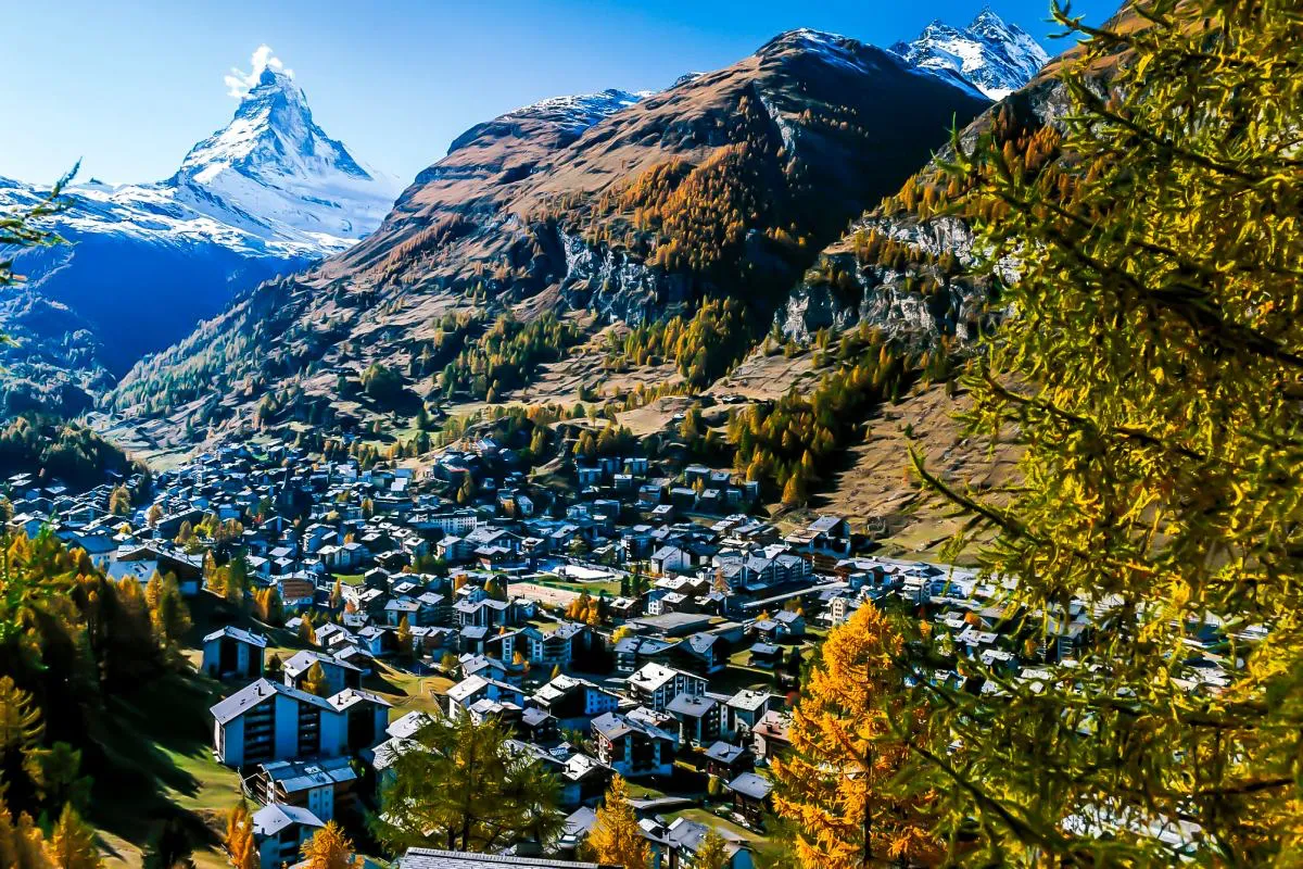 瑞士單國深度遊：好漾旅行社為您安排阿爾卑斯山輕健行與絕美山城連泊